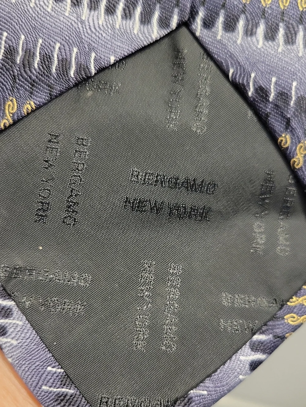 Bergamo New York Men's Patterned Black and Gray Hand Made Silk Tie .